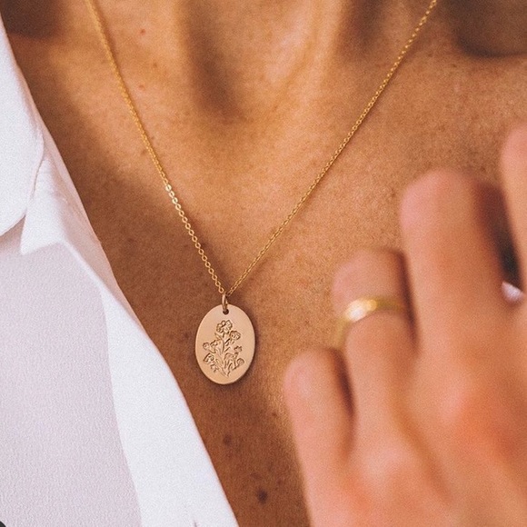 Urban Outfitters Jewelry - Dainty Floral Family Bohemian Gift Charm Necklace